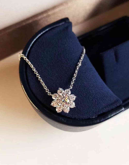 Load image into Gallery viewer, 1 Carat Moissanite Floral Pendant Necklace
