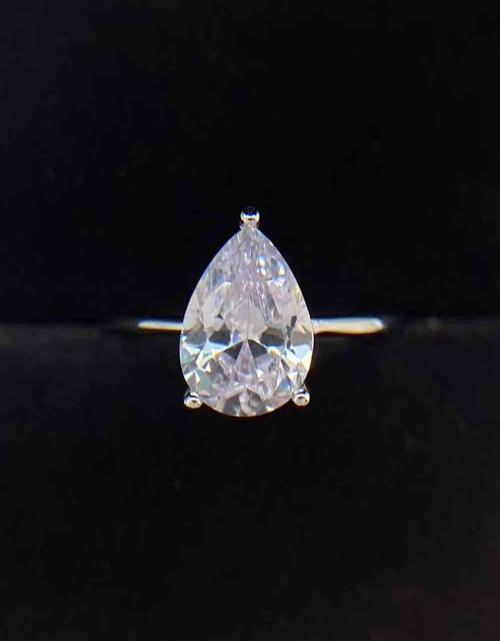 Load image into Gallery viewer, Classic Teardrop 2 Carat Moissanite Ring
