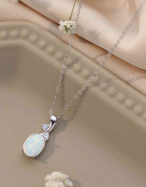 Load image into Gallery viewer, Opal Oval Pendant Chain Necklace
