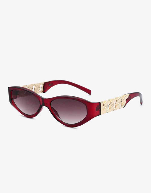 Load image into Gallery viewer, Chain Detail Temple Cat Eye Sunglasses
