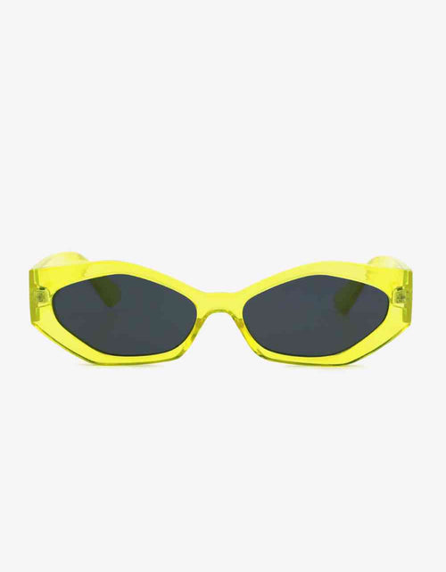 Load image into Gallery viewer, Polycarbonate Frame Wayfarer Sunglasses
