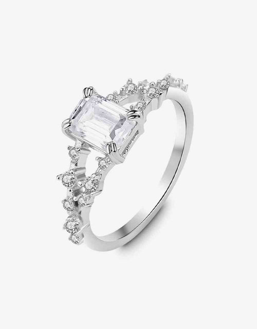 Load image into Gallery viewer, 1 Carat Moissanite 4-Prong Split Shank Ring
