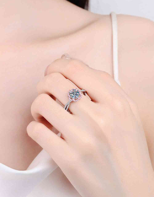 Load image into Gallery viewer, 1 Carat Moissanite Flower-Shaped Crisscross Ring
