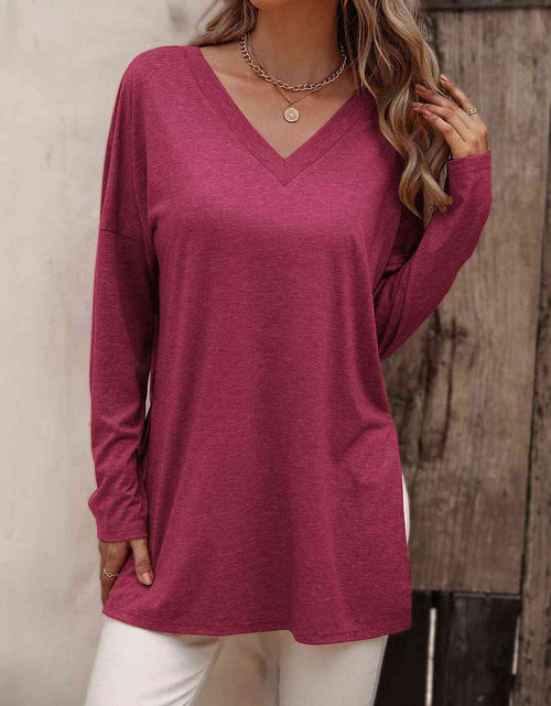 Load image into Gallery viewer, V-Neck Long Sleeve Slit Top
