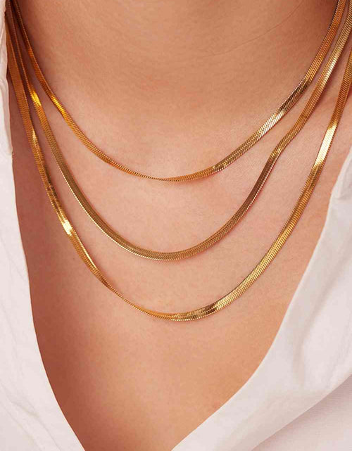 Load image into Gallery viewer, Triple-Layered Snake Chain Necklace
