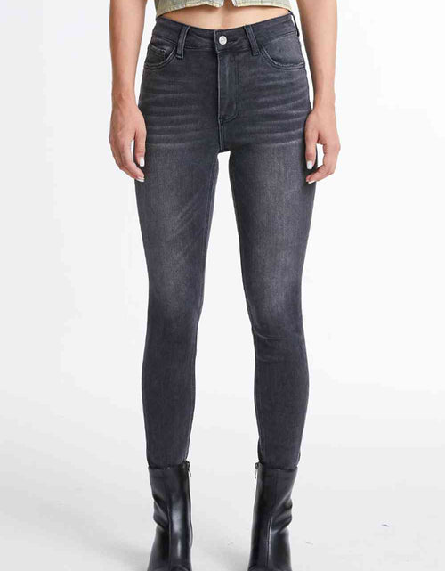 Load image into Gallery viewer, BAYEAS Cropped Skinny Jeans
