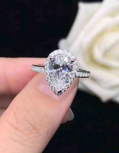 Load image into Gallery viewer, 2 Carat Moissanite Teardrop Cluster Ring
