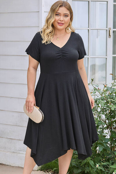 Load image into Gallery viewer, Plus Size Ruched Crisscross V-Neck Short Sleeve Dress
