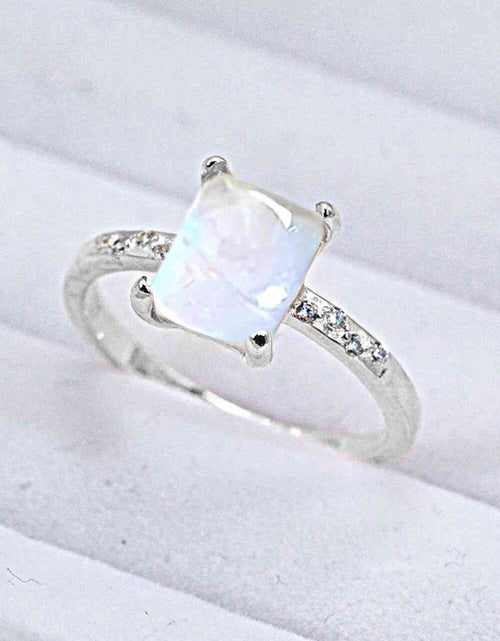 Load image into Gallery viewer, Square Moonstone Ring
