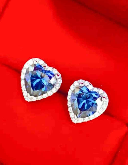 Load image into Gallery viewer, 4 Carat Moissanite Heart-Shaped Stud Earrings
