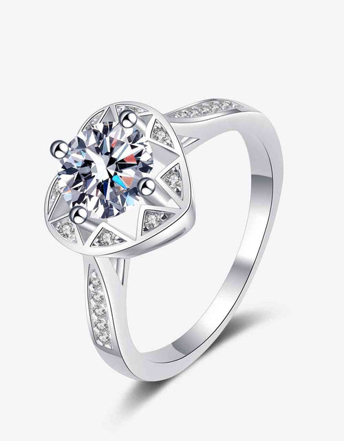 Load image into Gallery viewer, Moissanite Heart Ring
