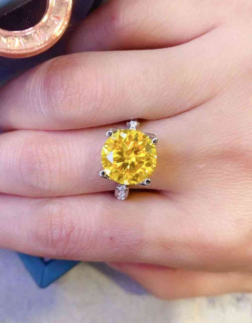 Load image into Gallery viewer, 5 Carat Moissanite 925 Sterling Silver Ring in Banana Yellow
