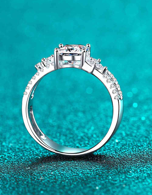 Load image into Gallery viewer, Moissanite Double Layered Ring
