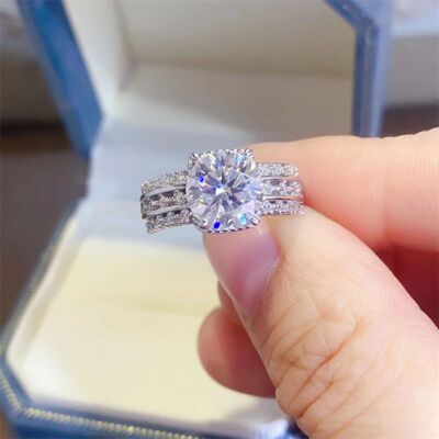 Load image into Gallery viewer, 2 Carat Moissanite 925 Sterling Silver Ring
