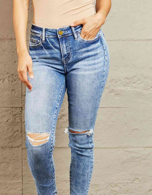 Load image into Gallery viewer, BAYEAS Mid Rise Distressed Skinny Jeans
