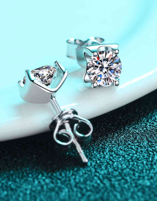 Load image into Gallery viewer, Weekend Meetup Moissanite Stud Earrings
