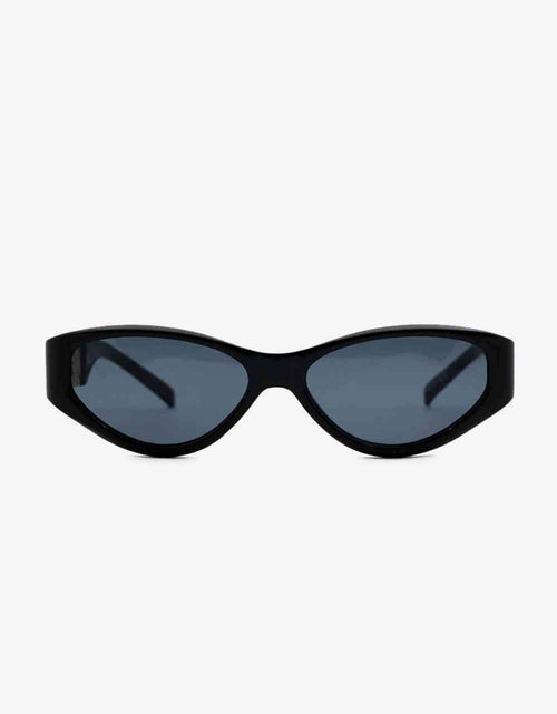 Load image into Gallery viewer, Chain Detail Temple Cat Eye Sunglasses
