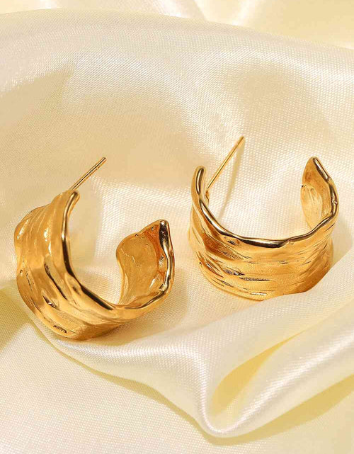 Load image into Gallery viewer, 18K Gold-Plated Hammered C-Hoop Earrings
