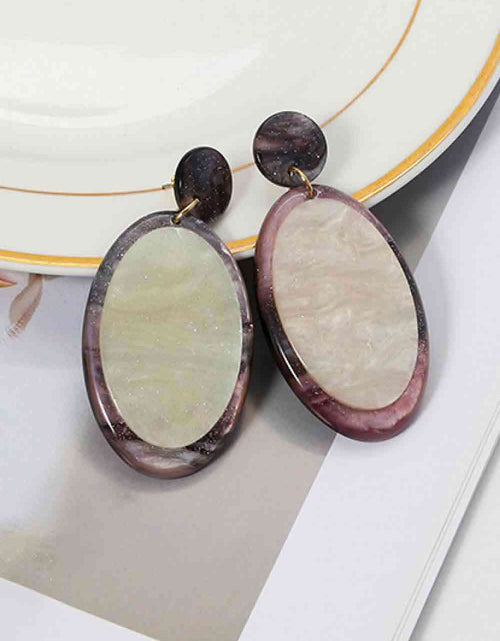 Load image into Gallery viewer, Teardrop Acrylic Earrings
