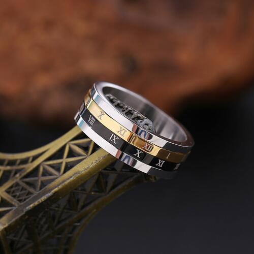 Load image into Gallery viewer, Roman Numeral Titanium Steel Spinner Ring
