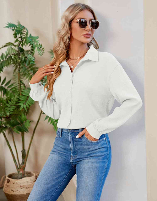 Load image into Gallery viewer, Collared Neck Buttoned Long Sleeve Shirt
