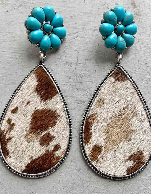 Load image into Gallery viewer, Turquoise Flower Teardrop Earrings
