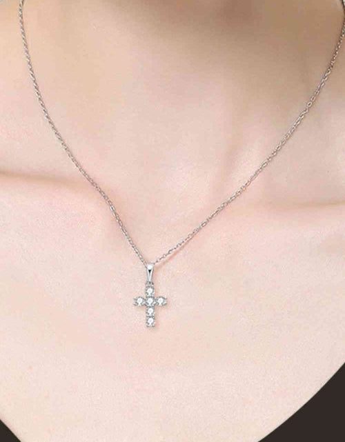 Load image into Gallery viewer, 925 Sterling Silver Cross Moissanite Pendant Necklace
