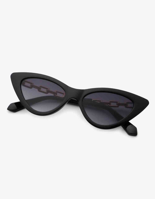 Load image into Gallery viewer, Chain Detail Cat-Eye Sunglasses
