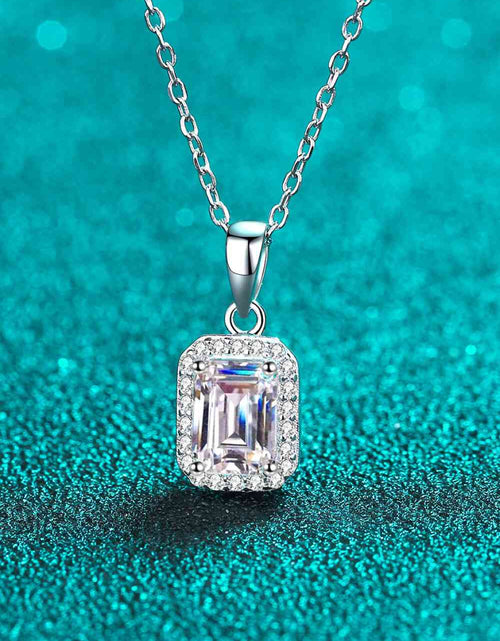 Load image into Gallery viewer, Square Moissanite Pendant Chain Necklace
