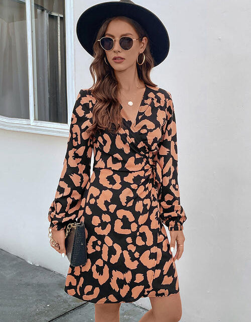 Load image into Gallery viewer, Printed Surplice Long Sleeve Dress
