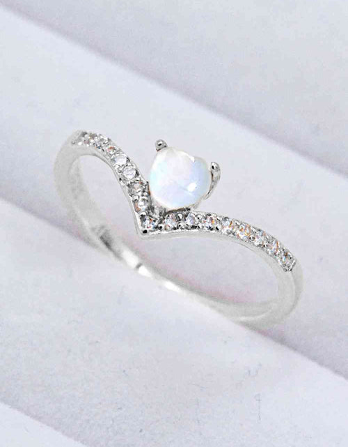 Load image into Gallery viewer, Moonstone Heart-Shaped Ring
