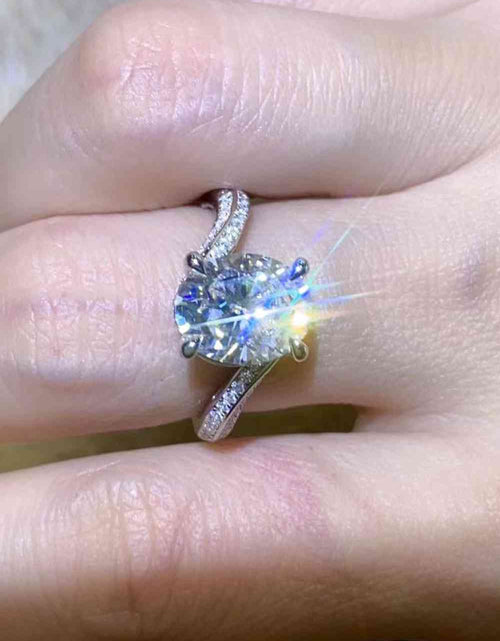 Load image into Gallery viewer, 3 Carat Moissanite Side Stone Ring
