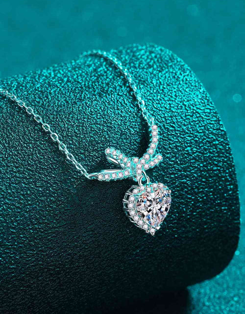 Load image into Gallery viewer, 1 Carat Moissanite Heart Pendant Necklace
