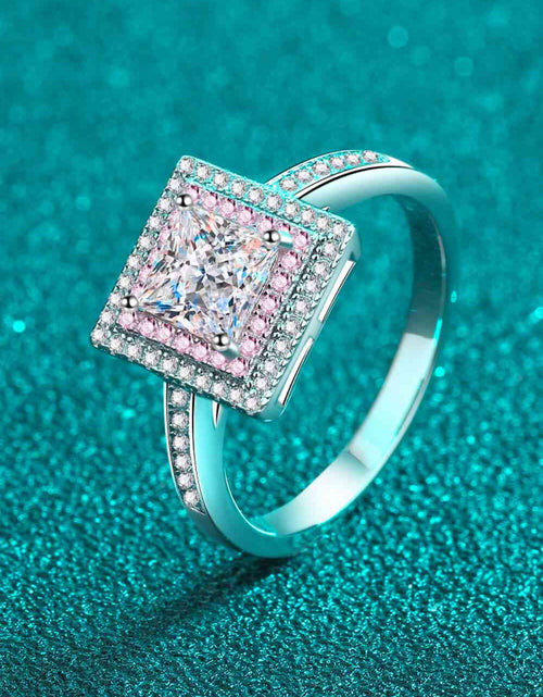 Load image into Gallery viewer, Stay Elegant 1 Carat Moissanite Ring
