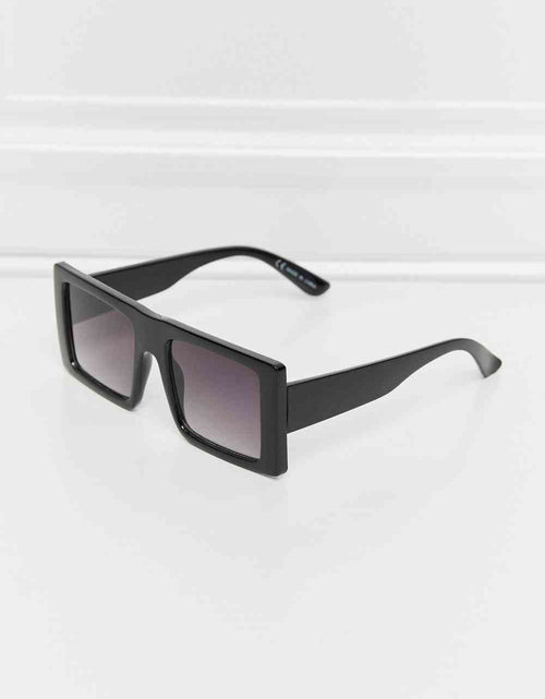 Load image into Gallery viewer, Square Polycarbonate Sunglasses
