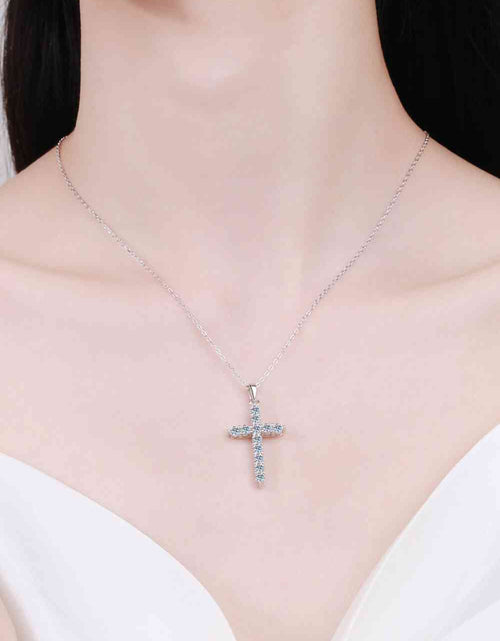 Load image into Gallery viewer, Moissanite Cross Pendant Chain Necklace
