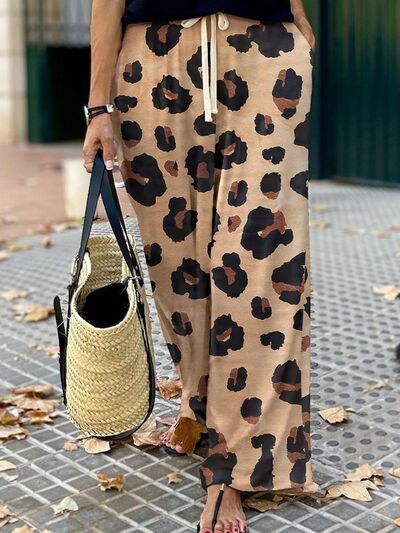 Load image into Gallery viewer, Leopard Wide Leg Pants
