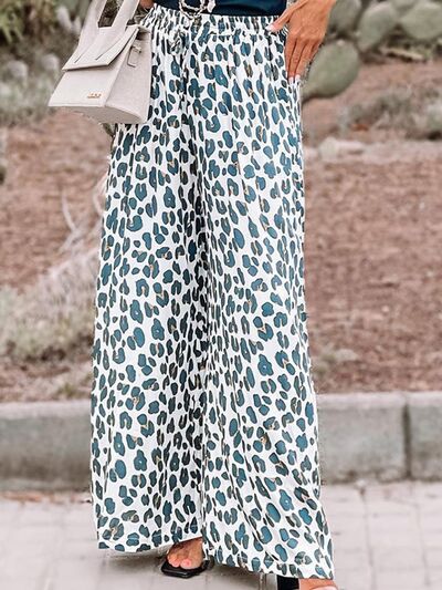 Load image into Gallery viewer, Leopard Pocketed Wide Leg Pants
