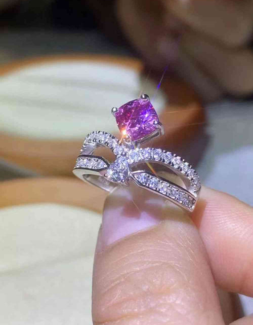 Load image into Gallery viewer, At Your Best 1 Carat Moissanite Ring
