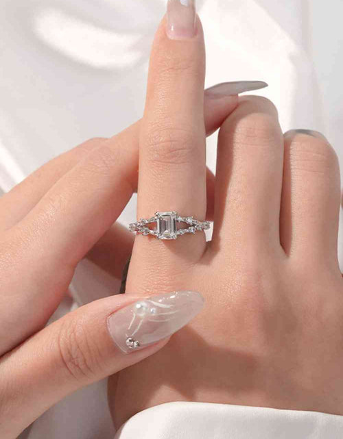 Load image into Gallery viewer, 1 Carat Moissanite 4-Prong Split Shank Ring
