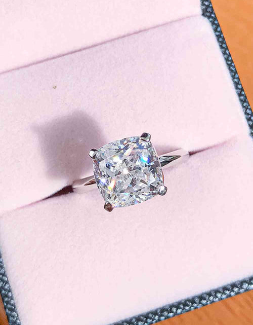 Load image into Gallery viewer, 3.5 Carat Zircon 4-Prong Ring
