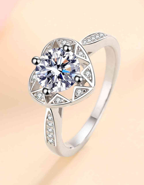 Load image into Gallery viewer, Moissanite Heart Ring
