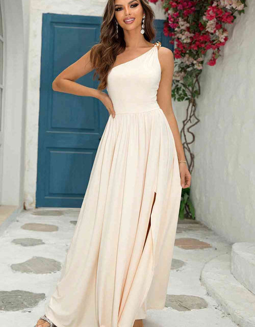 Load image into Gallery viewer, One-Shoulder Split Maxi Dress
