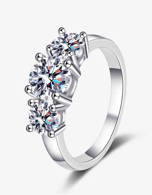 Load image into Gallery viewer, Stylish 925 Sterling Silver Moissanite Ring
