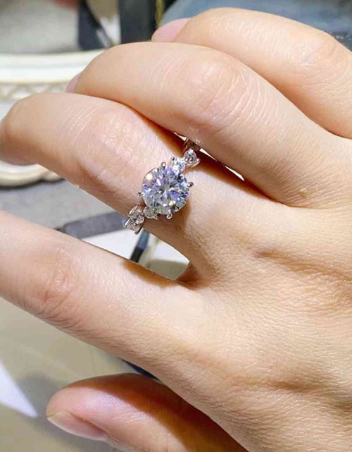 Load image into Gallery viewer, 2 Carat Moissanite 925 Sterling Silver Ring
