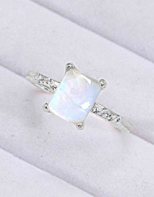 Load image into Gallery viewer, Square Moonstone Ring
