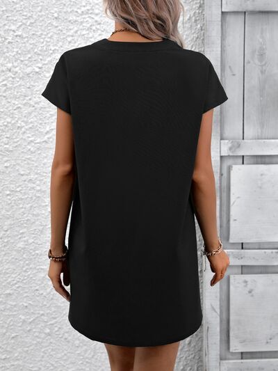 Load image into Gallery viewer, Printed Notched Short Sleeve Dress
