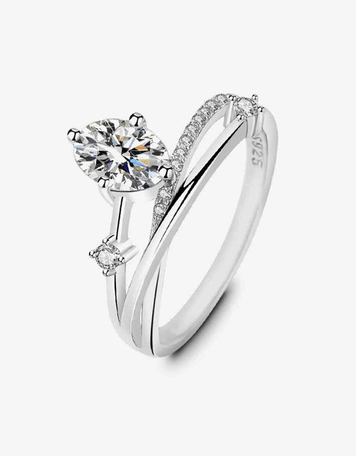 Load image into Gallery viewer, Moissanite Crisscross Ring
