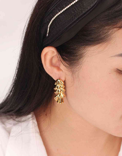 Load image into Gallery viewer, So Gorgeous 18K Gold-Plated Rhinestone Earrings
