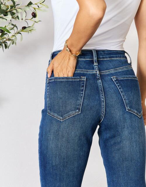 Load image into Gallery viewer, BAYEAS Cropped Straight Jeans
